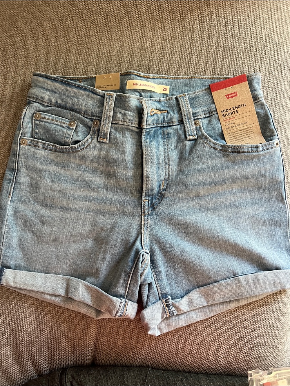 Levi's Light Blue Mid-Length Women's Denim Shorts